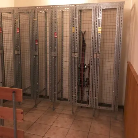 Les Cretes Apartment